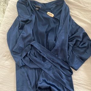 Extra small silk Victoria’s Secret robe. Never worn. Tags. Navy